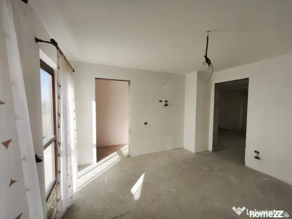 Casa individuala, 1800mp teren, zona Mitocu Dragomirnei, Suc - Mitocu Dragomirnei (Suceava)