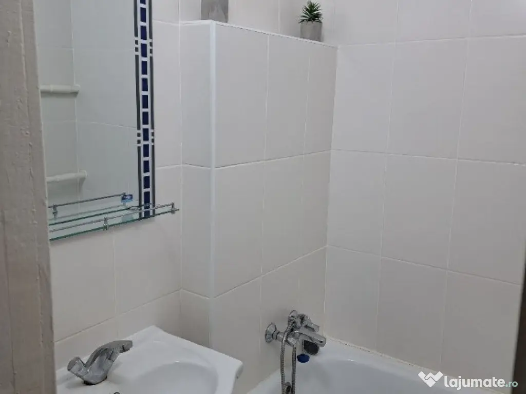 Garsoniera in zona Calea Calarasilor