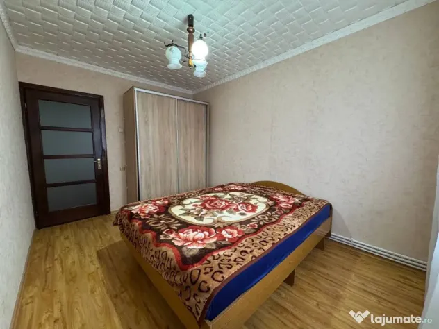 Apartament doua camere de inchiriat in Aparatori
