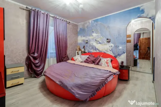 Vilă individuală cu piscină, garaj dublu • teren 766 mp