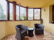 Vilă individuală cu piscină, garaj dublu • teren 766 mp 