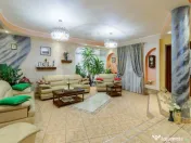 Vilă individuală cu piscină, garaj dublu • teren 766 mp 