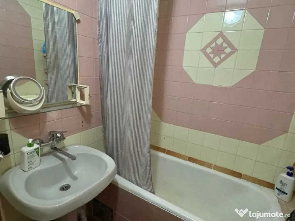 Inchiriere apartament cu 3 camere în zona Gara de Nord