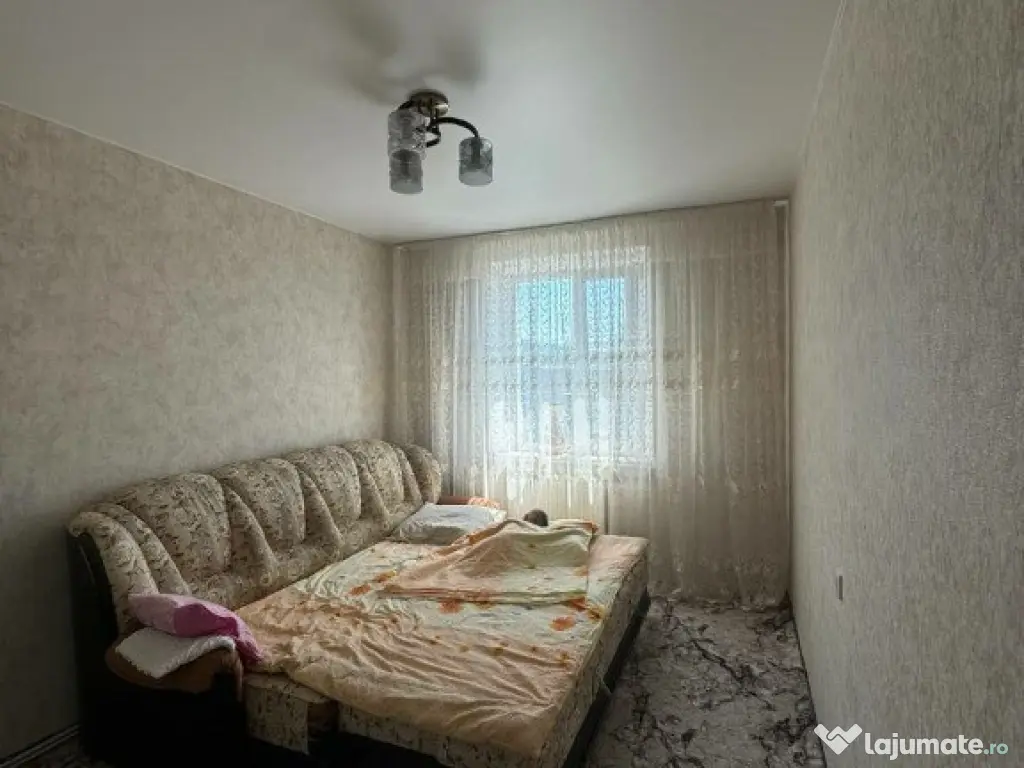 Inchiriere apartament cu 3 camere în zona Gara de Nord