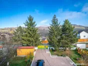 Casă 5 camere + demisol, teren 1560 mp / Filipestii de P... 