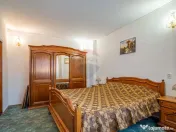 Casă 5 camere + demisol, teren 1560 mp / Filipestii de P... 