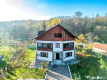 Casă 5 camere + demisol, teren 1560 mp / Filipestii de P...