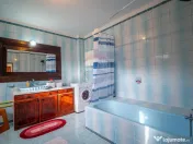 Casă 5 camere + demisol, teren 1560 mp / Filipestii de P... 