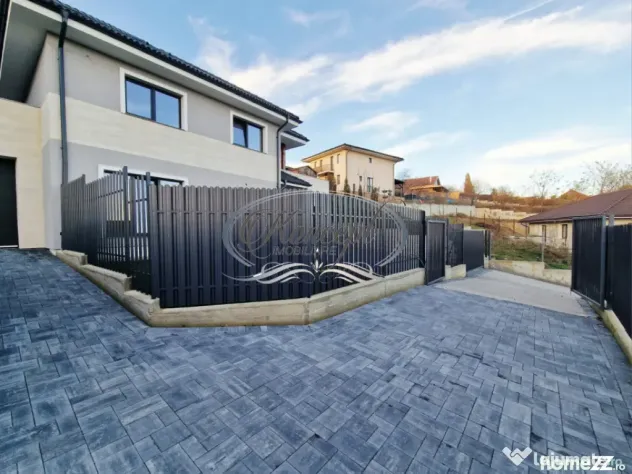 Casa deosebita cu garaj in Feleacu - Feleacu (Cluj)