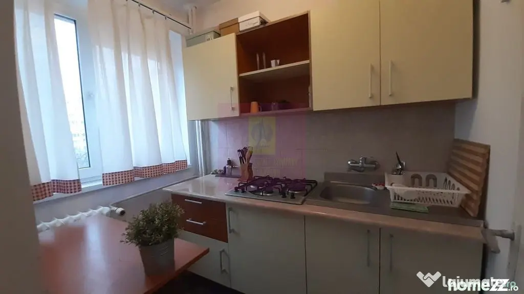Garsonieră la Metrou Dristor | Bloc anvelopat | Mobilată