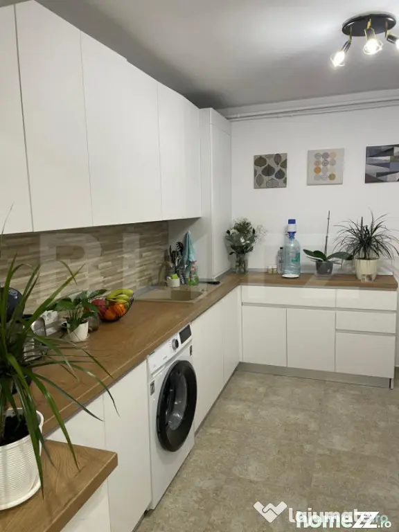 Apartament 3 camere, 74 mp, zona Micro 5 - Targoviste (Dambovita)