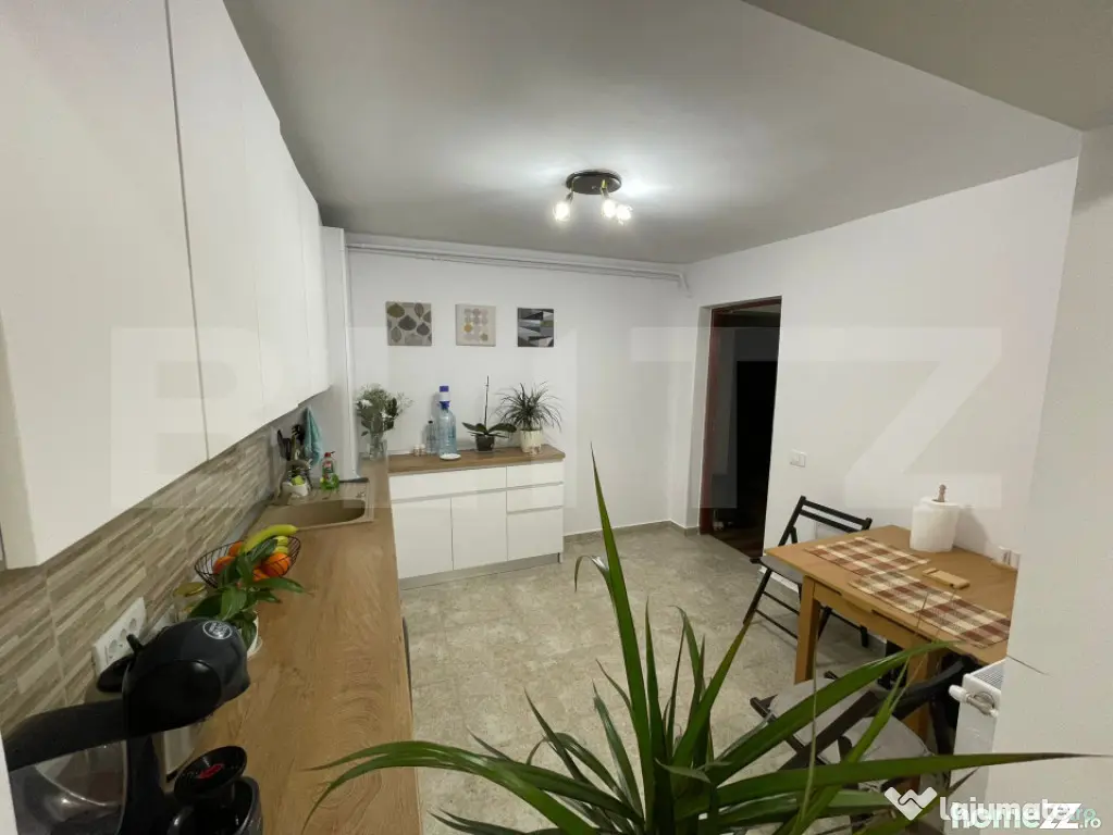 Apartament 3 camere, 74 mp, zona Micro 5 - Targoviste (Dambovita)
