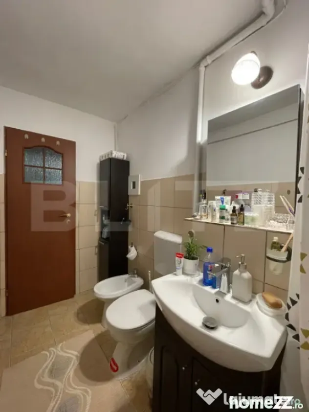 Apartament 3 camere, 74 mp, zona Micro 5 - Targoviste (Dambovita)