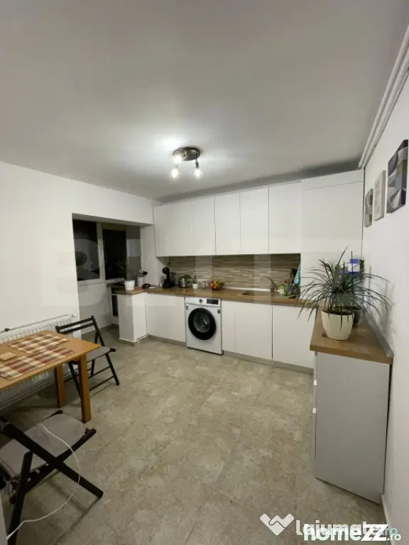 Apartament 3 camere, 74 mp, zona Micro 5 - Targoviste (Dambovita)
