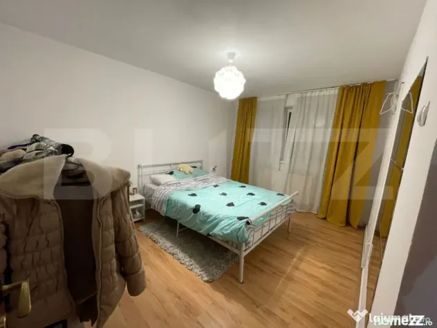 Apartament 3 camere, 74 mp, zona Micro 5 - Targoviste (Dambovita)