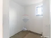 Casa de vanzare | 5 camere | Teren 1,100 mp | STUPINI | C... 