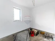 Casa de vanzare | 5 camere | Teren 1,100 mp | STUPINI | C... 