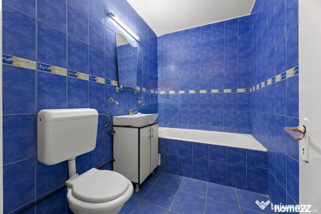 Apartament spațios cu 3 camere, de vânzare, în zona 30...
