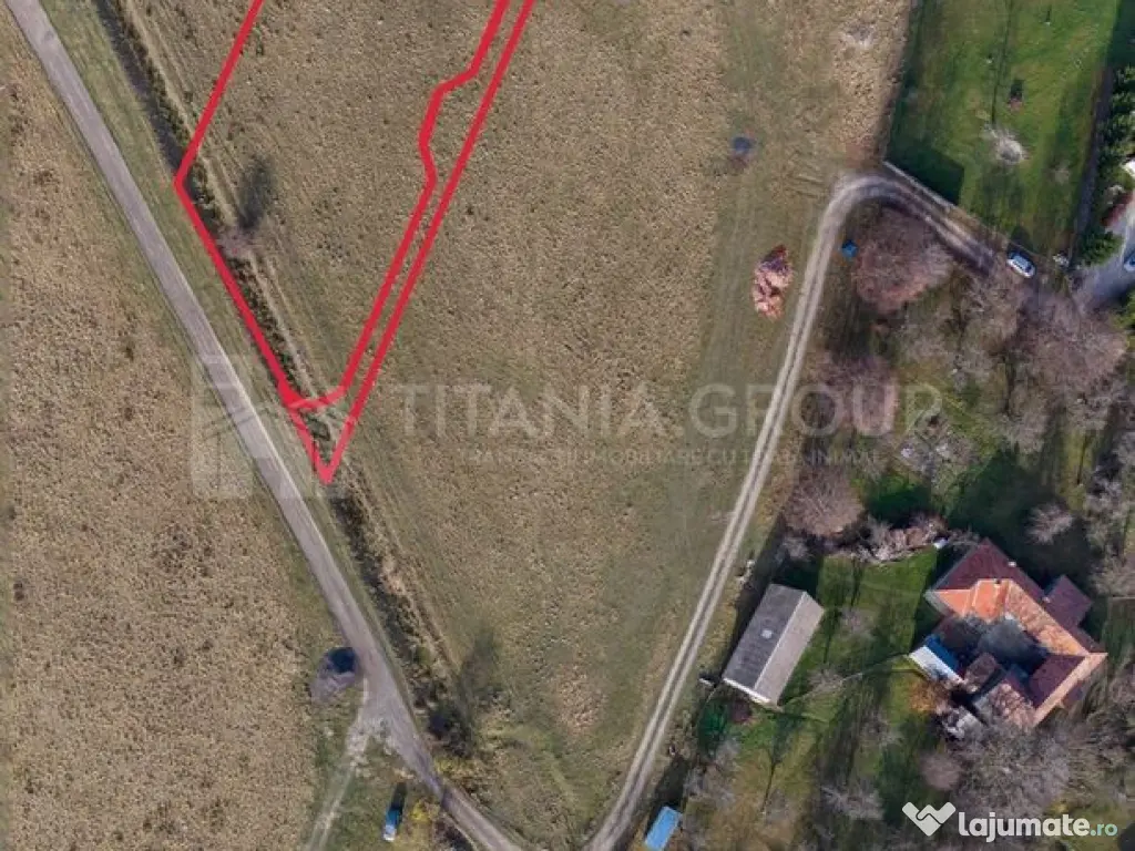 Teren intravilan parcelabil, priveliște spre munți, Soh...