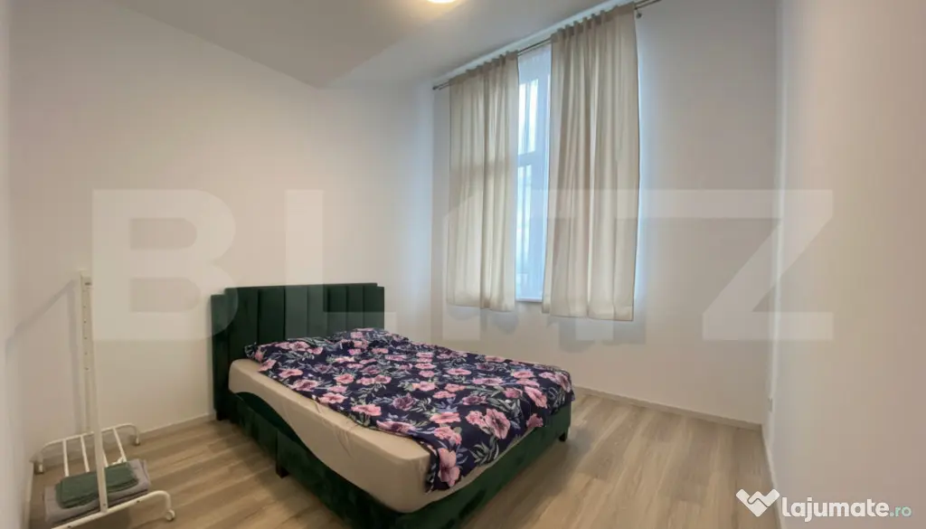 Casa pe calcan cu priveliste superba si compartimentare deos