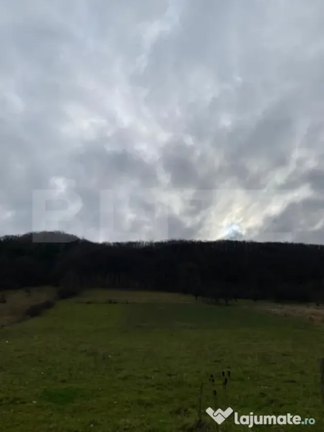 Teren de vânzare, 2.600 mp, poziție excelentă, zona Aerod