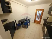 Apartament cu 4 camere de vânzare în zona Calea Romanului 