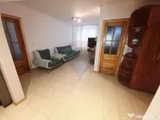 Apartament cu 4 camere de vânzare în zona Calea Romanului 