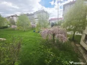 Apartament cu 4 camere de vânzare în zona Calea Romanului 