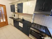 Apartament cu 4 camere de vânzare în zona Calea Romanului 