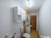 Apartament cu 4 camere de vânzare în zona Calea Romanului 