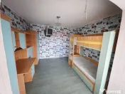 Apartament cu 4 camere de vânzare în zona Calea Romanului 