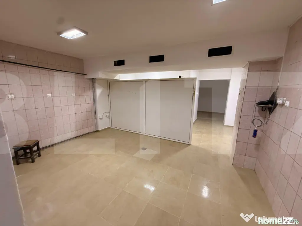 Spatiu comercial - zona Romarta