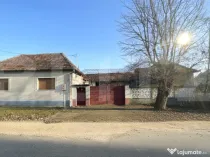 Casă Superbă de Vanzare, Hotar, 5000mp