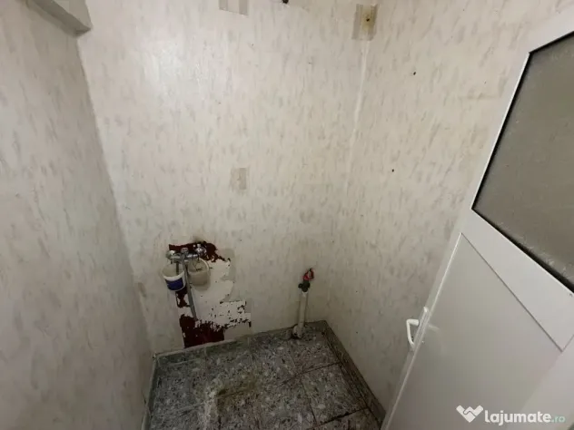 Apartament 3 camere zona Far