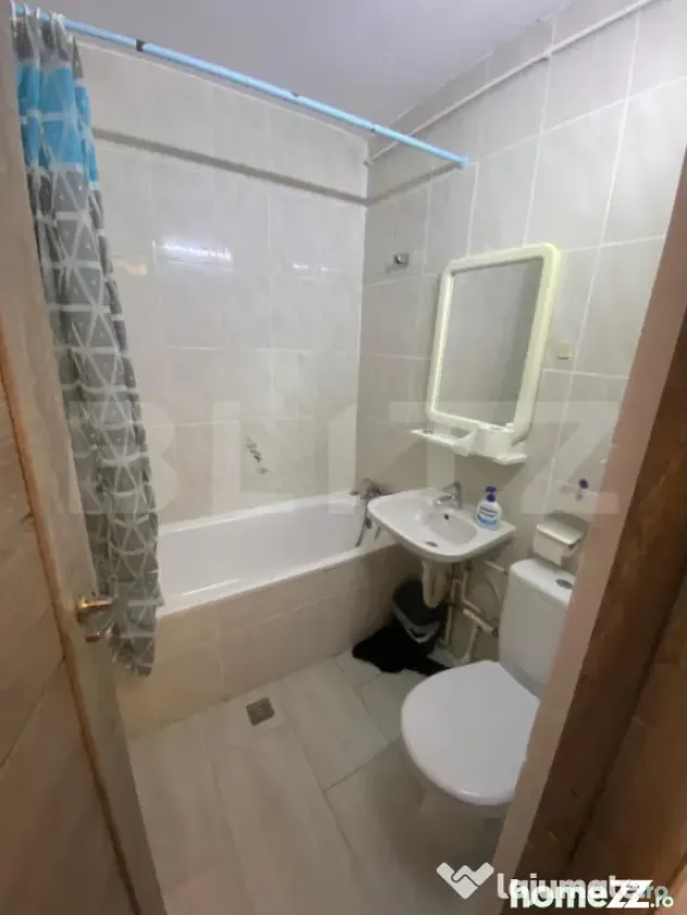 Apartament 4 camere, 123 mp, zona Micro 3 - Targoviste (Dambovita)