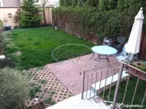 Casa frumoasa cu garaj si curte proprie in Buna Ziua