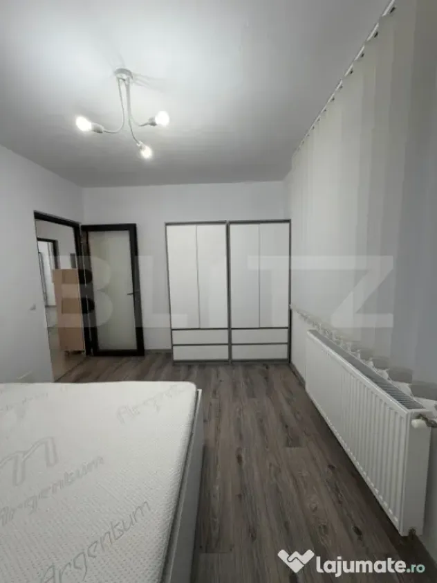 Apartament 3 camere, cochet, 50 mp, parcare, zona Tineretulu
