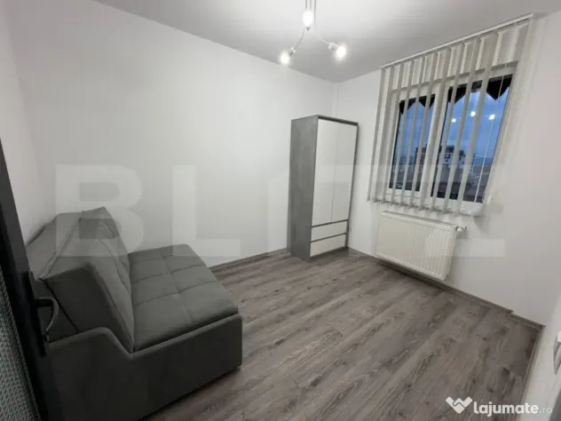 Apartament 3 camere, cochet, 50 mp, parcare, zona Tineretulu