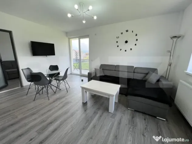 Apartament 3 camere, cochet, 50 mp, parcare, zona Tineretulu
