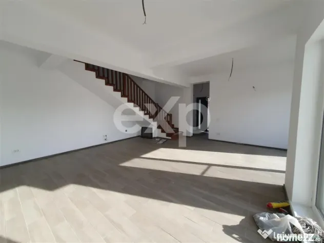 TVA inclus | Casa finisata la cheie 4 camere Trivale | Comis