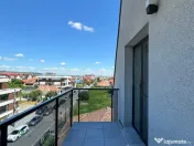 Apartament 3 camere de vanzare, zona Intre Lacuri 