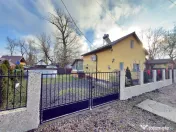 Casă cu 5 camere de vânzare în zona 3 Insule, Arad 