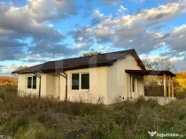 Casa de vanzare, 90 mp, zona Sigmir