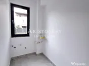 Vila 5 camere cu garaj langa Paradisul Verde 