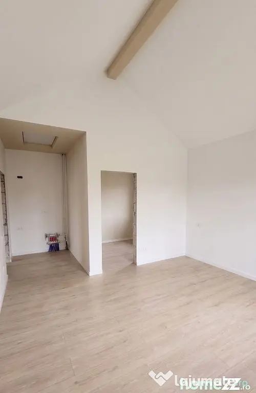 Apartament cu 2 camere 59,40 mp + 30 mp pod - Busteni car...