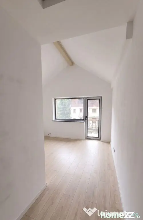 Apartament cu 2 camere 59,40 mp + 30 mp pod - Busteni car...