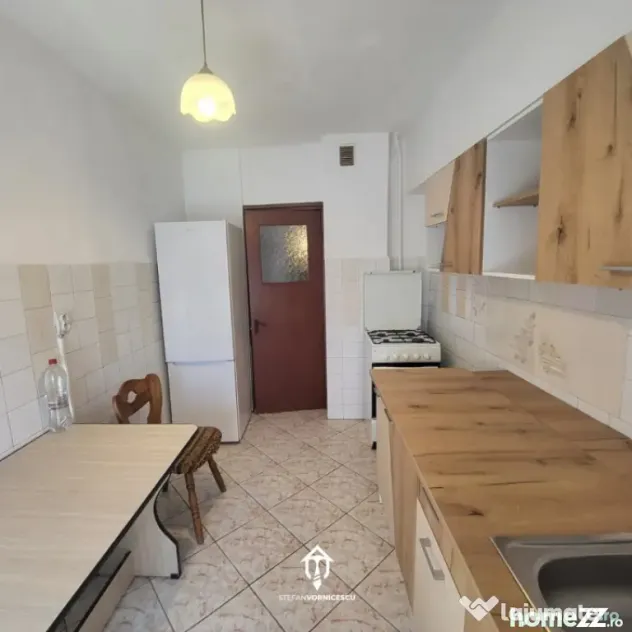 Apartament cu 2 camere decomandat | Str Garii