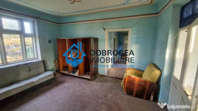 ZONA CENTRALA- CASA DEMOLABILA ,TEREN 733 MP, DESCHIDERE S