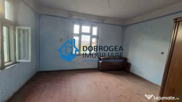 ZONA CENTRALA- CASA DEMOLABILA ,TEREN 733 MP, DESCHIDERE S