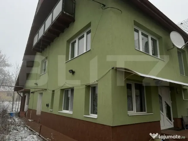Casa individuala, 546 mp, 8 camere, 2 garaje, 2096 mp teren,